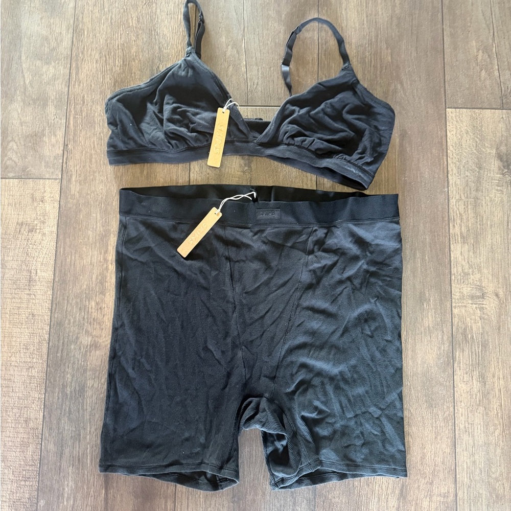 Women's Black Skims boxer and bra  Set